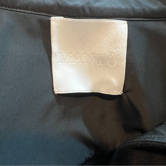 NWOT MANTU Women's Wool Blend Cut Out Coat Jacket Size 42 Made in Italy - Picture 4 of 6